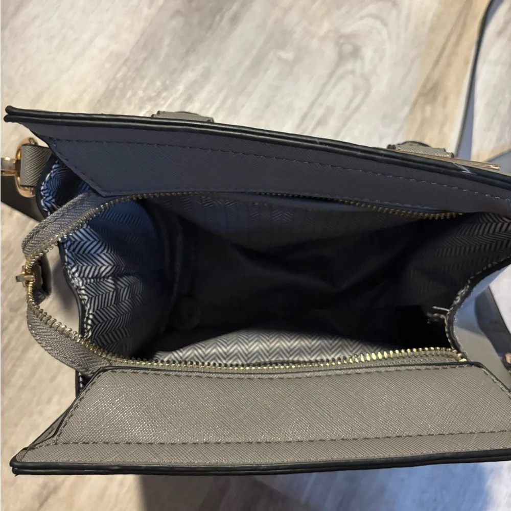 Small grey bag - Picture 4 of 6